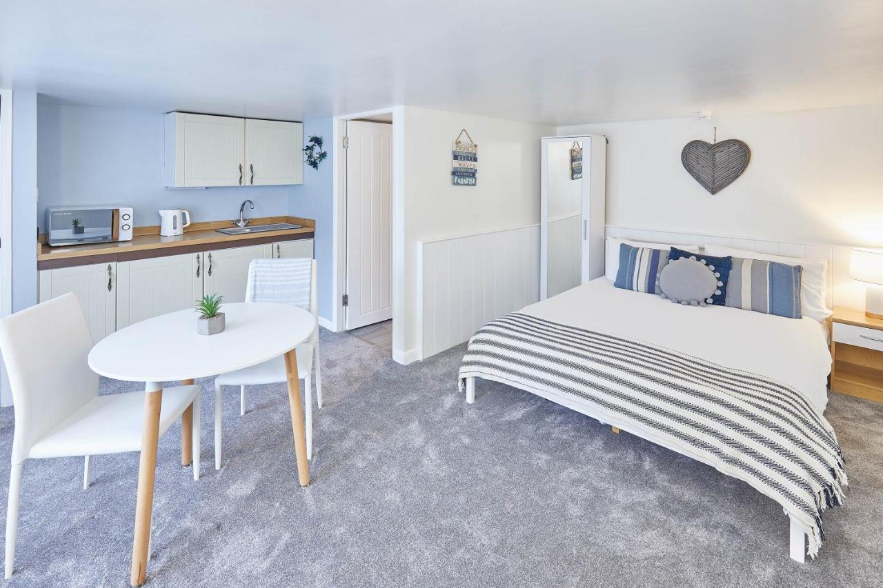 Host & Stay - Princess Place Studio Whitby Dış mekan fotoğraf
